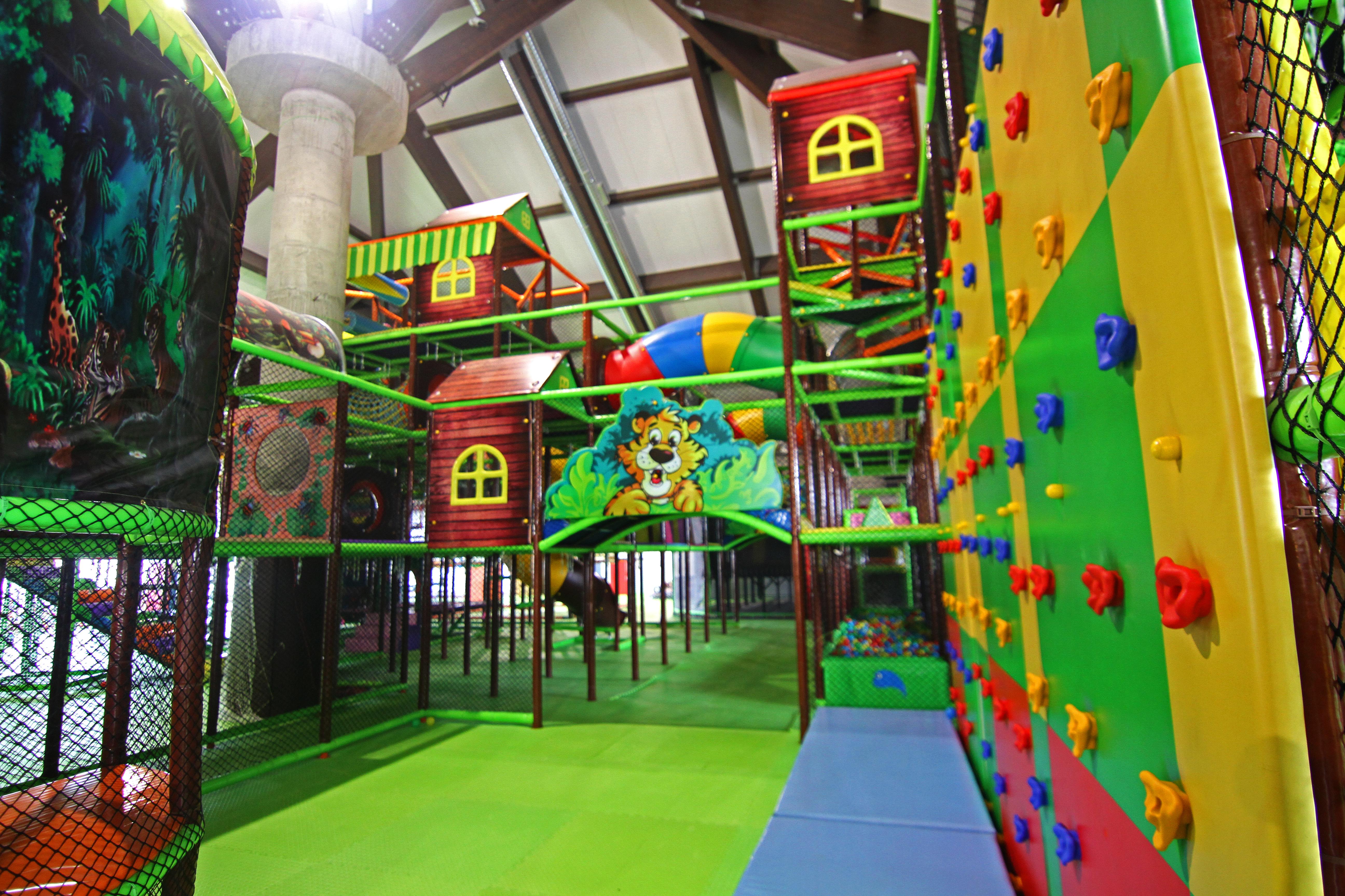 Hotel Hills Sarajevo Congress & Thermal Spa Resort Ilidža Εξωτερικό φωτογραφία Adventure playground
